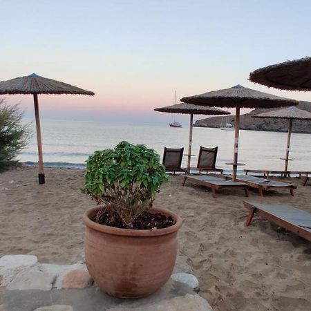 Tramonto Nel Delfini Apartment Kini Exterior photo