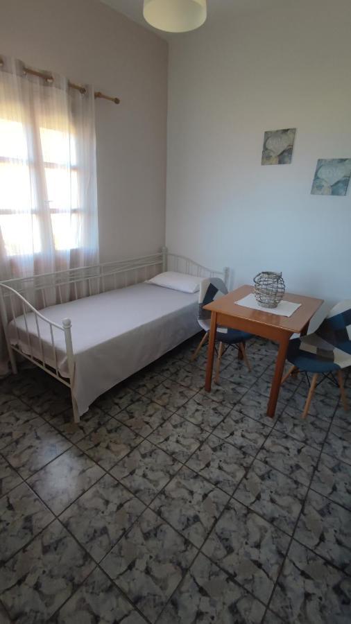 Tramonto Nel Delfini Apartment Kini Exterior photo