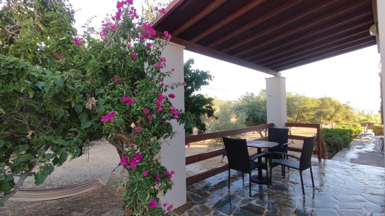 Tramonto Nel Delfini Apartment Kini Exterior photo
